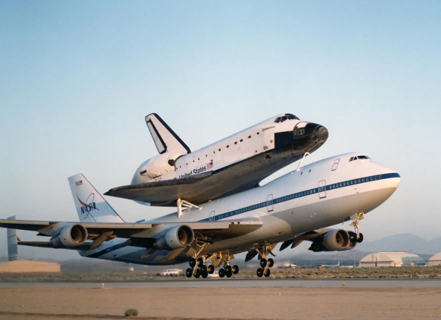 747shuttle.JPG
