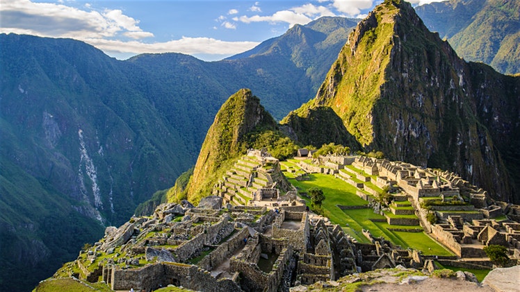 Machu_Picchu.jpg