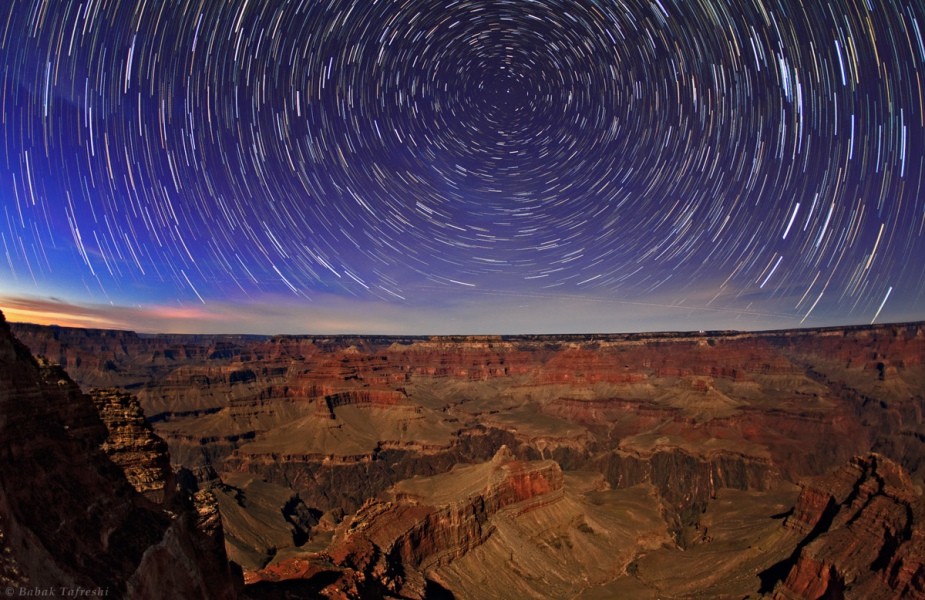 GrandCanyon-StarTrails1tafreshi900.jpg