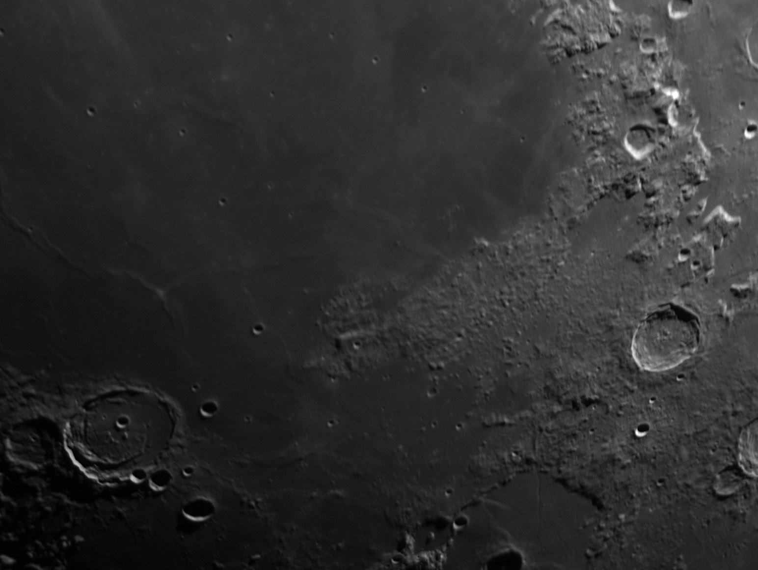 moon-video0009 14-09-14 00-39-56-pr.jpg